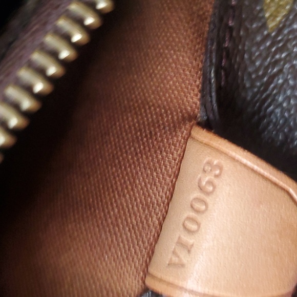 💯 Authentic Louis-vuitton mezzo panio tote bag - Picture 6 of 10